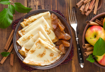 Creps de manzana y canela